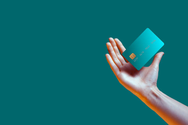 چطور میتونم کردیت کارت بسازم؟